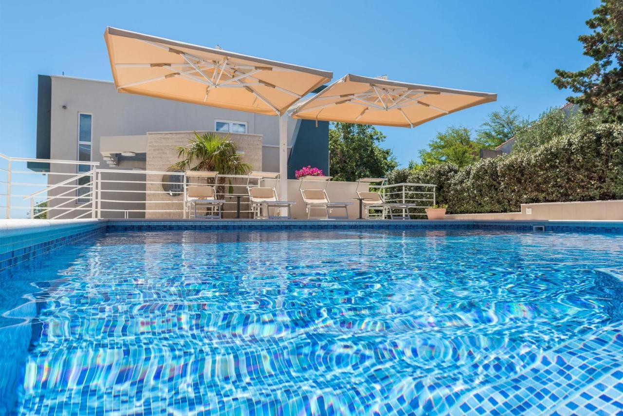 Appartamento Pool Terrace Sea View Sarkic Novaglia Esterno foto
